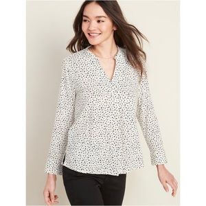OLD NAVY plus size printed v-neck too
